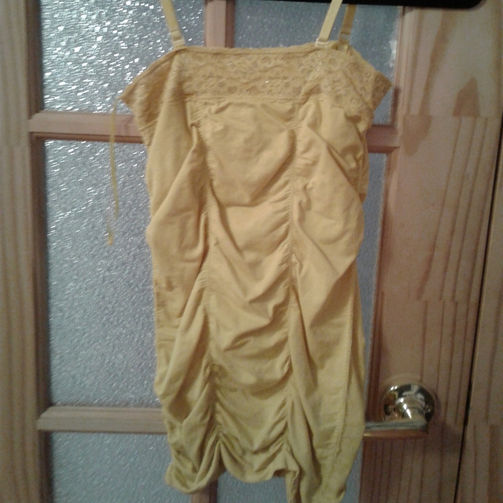 YELLOW GUESS TOP
